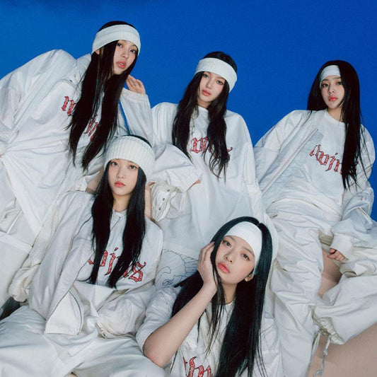 NEWJEANS ÜBERNATÜRLICH T-SHIRT 100% BAUMWOLLE