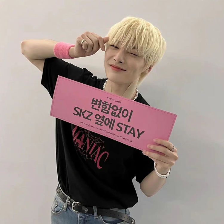 STRAY KIDS MANIAC T-SHIRT 100% BAUMWOLLE
