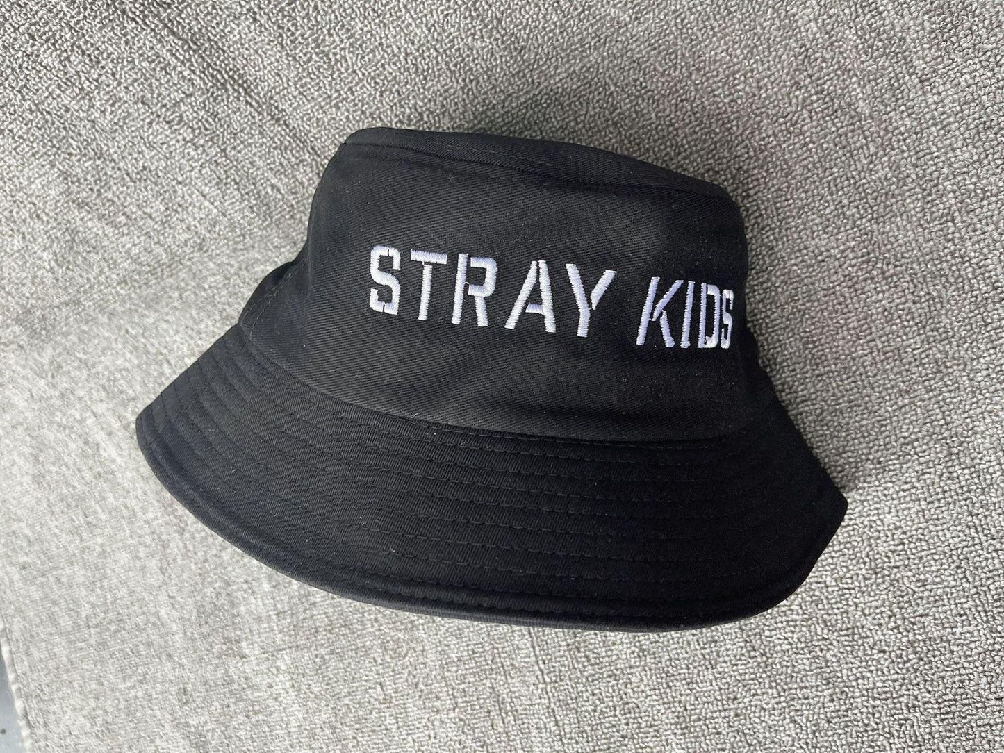 BUCKET HAT STRAY KIDS BESTICKUNG