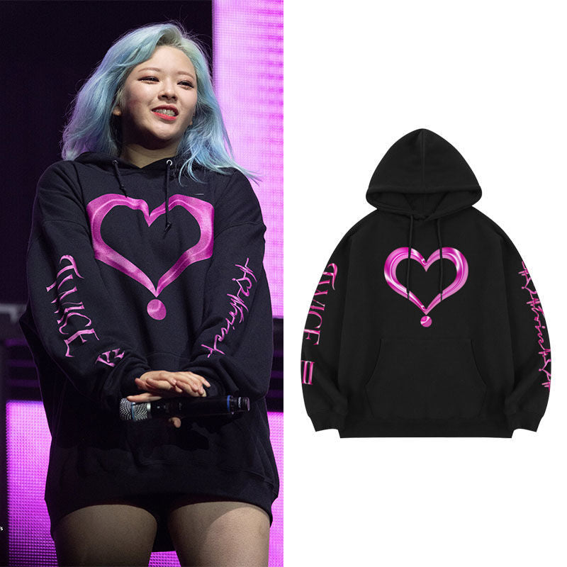 TWICE 4TH WORLD TOUR III HOODIE- UND HOSEN-SET