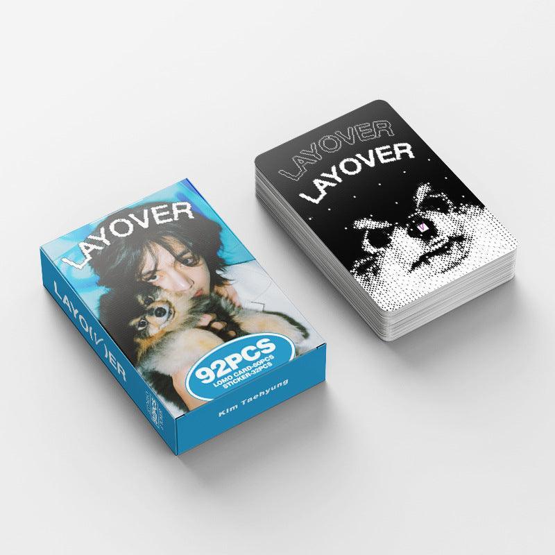 V LAYOVER FOTOKARTEN 92 STÜCK (60 FOTOKARTEN + 32 STICKER)