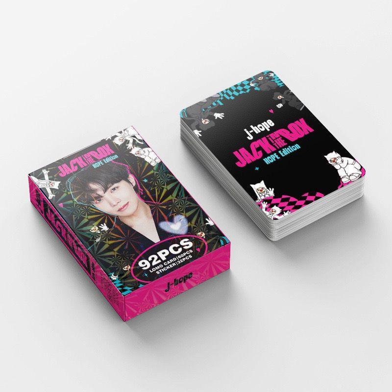 FOTOKARTEN JHOPE JACK IN THE BOX 92 STÜCK (60 FOTOKARTEN + 32 STICKER)