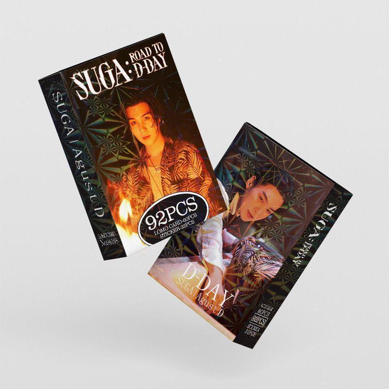 FOTOKARTEN SUGA: ROAD TO D'DAY 92 STÜCK (60 FOTOKARTEN + 32 STICKER)