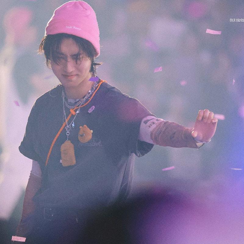 STRAY KIDS MAGIE SCHULE T-SHIRT 100% BAUMWOLLE