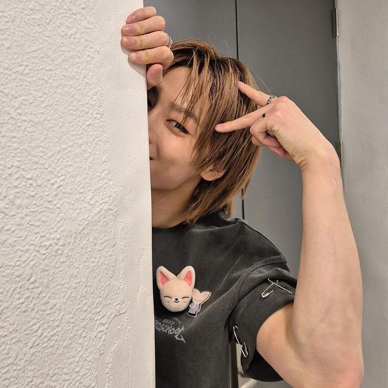 STRAY KIDS MAGIE SCHULE T-SHIRT 100% BAUMWOLLE