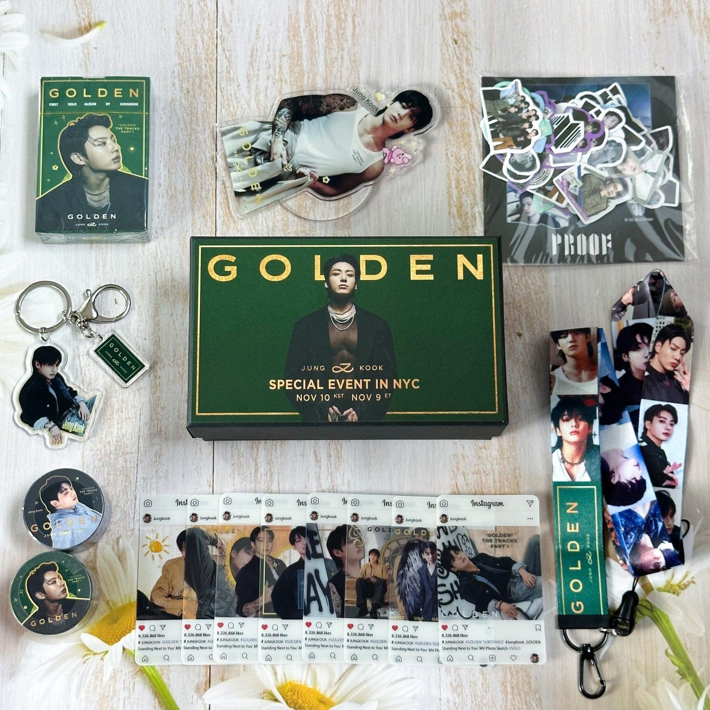 BTS JUNGKOOK GOLDEN KIT MIT 159 TEILEN (GESCHENKBOX MIT VERSCHIEDENEN ARTIKELN!✨)