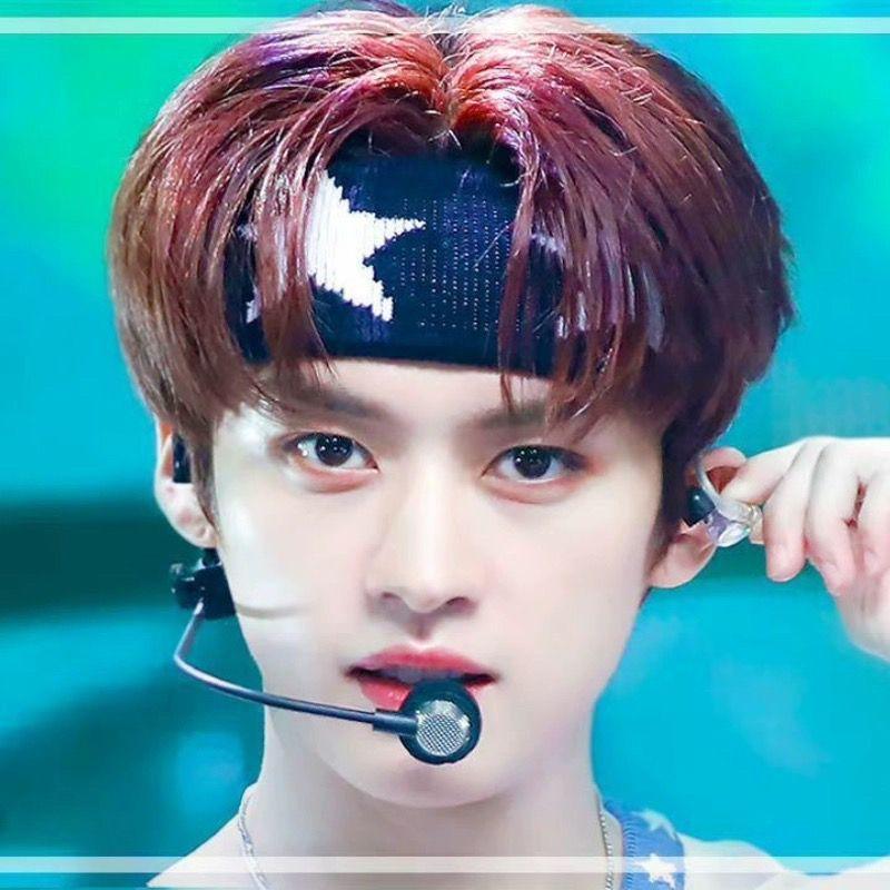 HAARBÄNDER STRAY KIDS (weiß und schwarz)