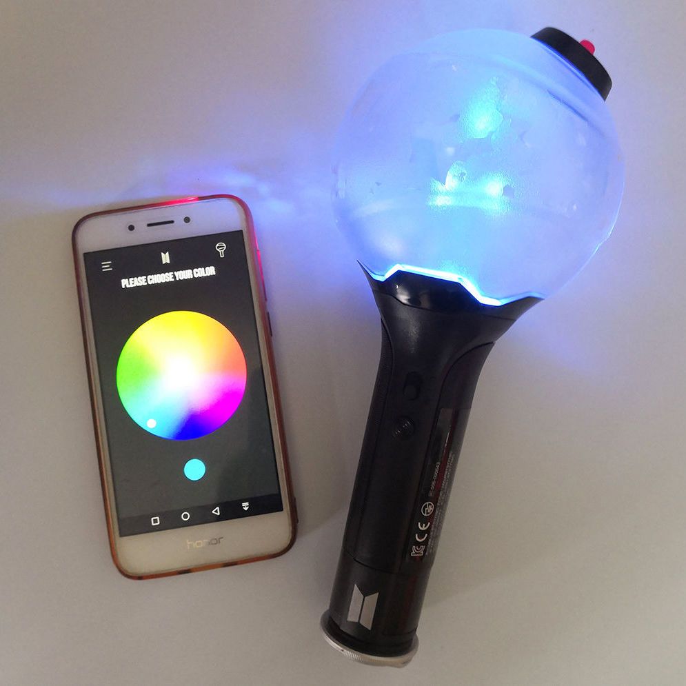 BTS ARMYBOMB - LICHTSTAB MIT FOTOKARTEN VERSION 3 UND VERSION 4