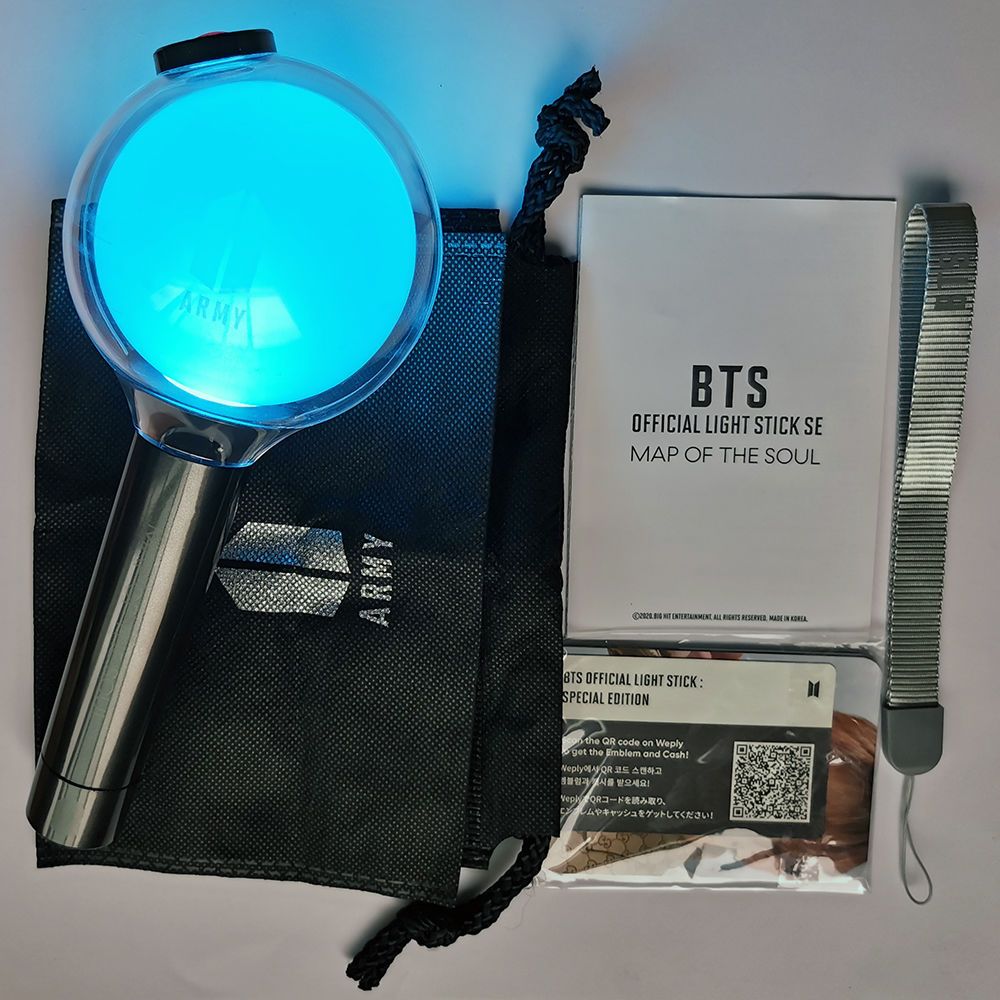 BTS ARMYBOMB - LICHTSTAB MIT FOTOKARTEN VERSION 3 UND VERSION 4
