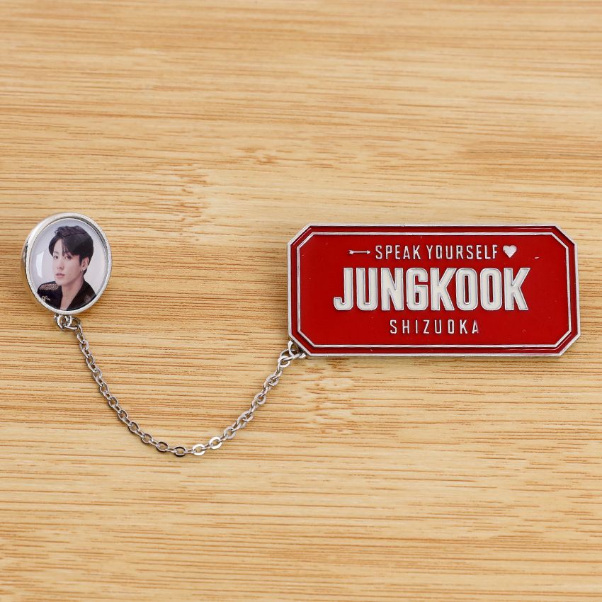 BTS-Merchandise-Anstecker zur Love Yourself Tour