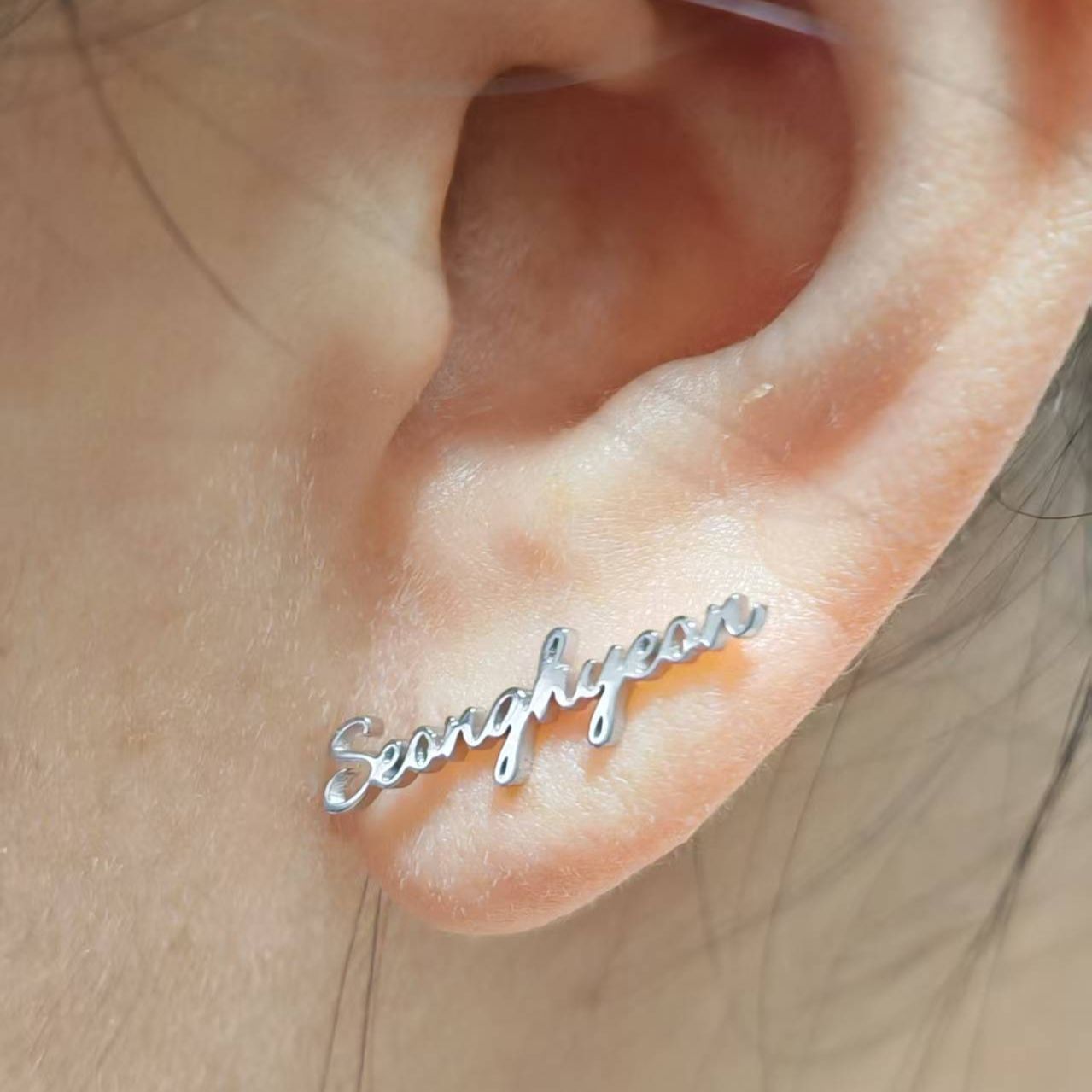 CORTIS OHRRINGE AUS TITANSTAHL (Paar) - FÜR ALLE MITGLIEDER