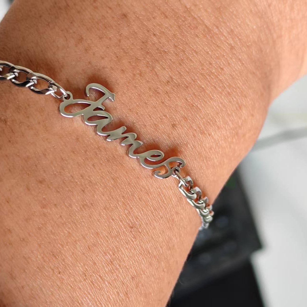 CORTIS OHRRINGE AUS TITANSTAHL (Paar) - FÜR ALLE MITGLIEDER