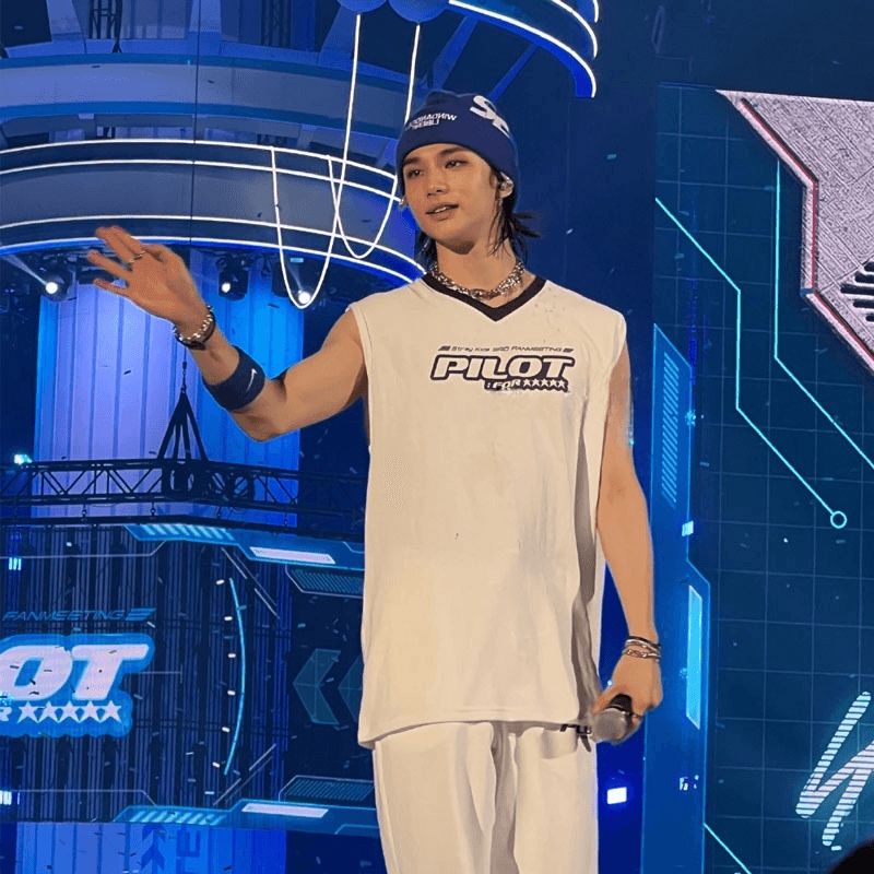 STRAY KIDS PILOT T-SHIRT 100% BAUMWOLLE