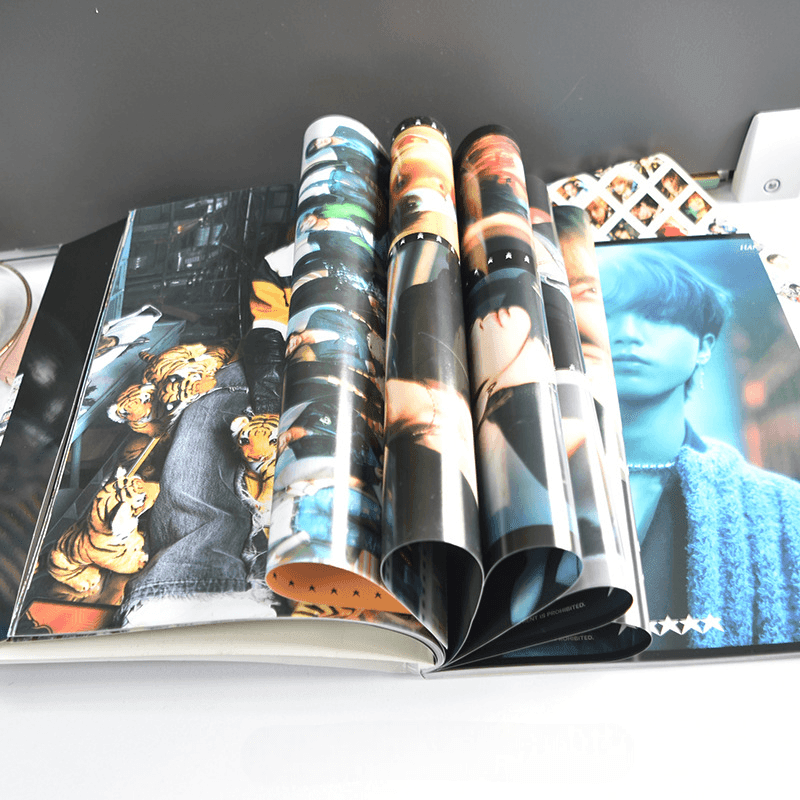 STRAY KIDS FOTOBOOK 80 STÜCK (FOTOBOOK+79 ARTIKEL) VERSCHIEDENE OPTIONEN!✨