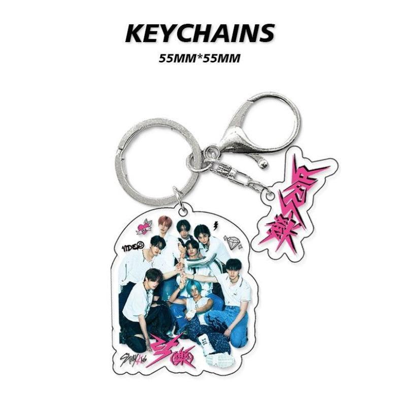 STRAY KIDS ROCK STAR/樂-STAR KIT MIT 164 TEILEN (GESCHENKBOX MIT VERSCHIEDENEN ARTIKELN!✨)