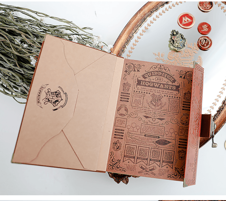 RETRO/VINTAGE BUCH ZUM SCHREIBEN + HARRY POTTER FÜLLER